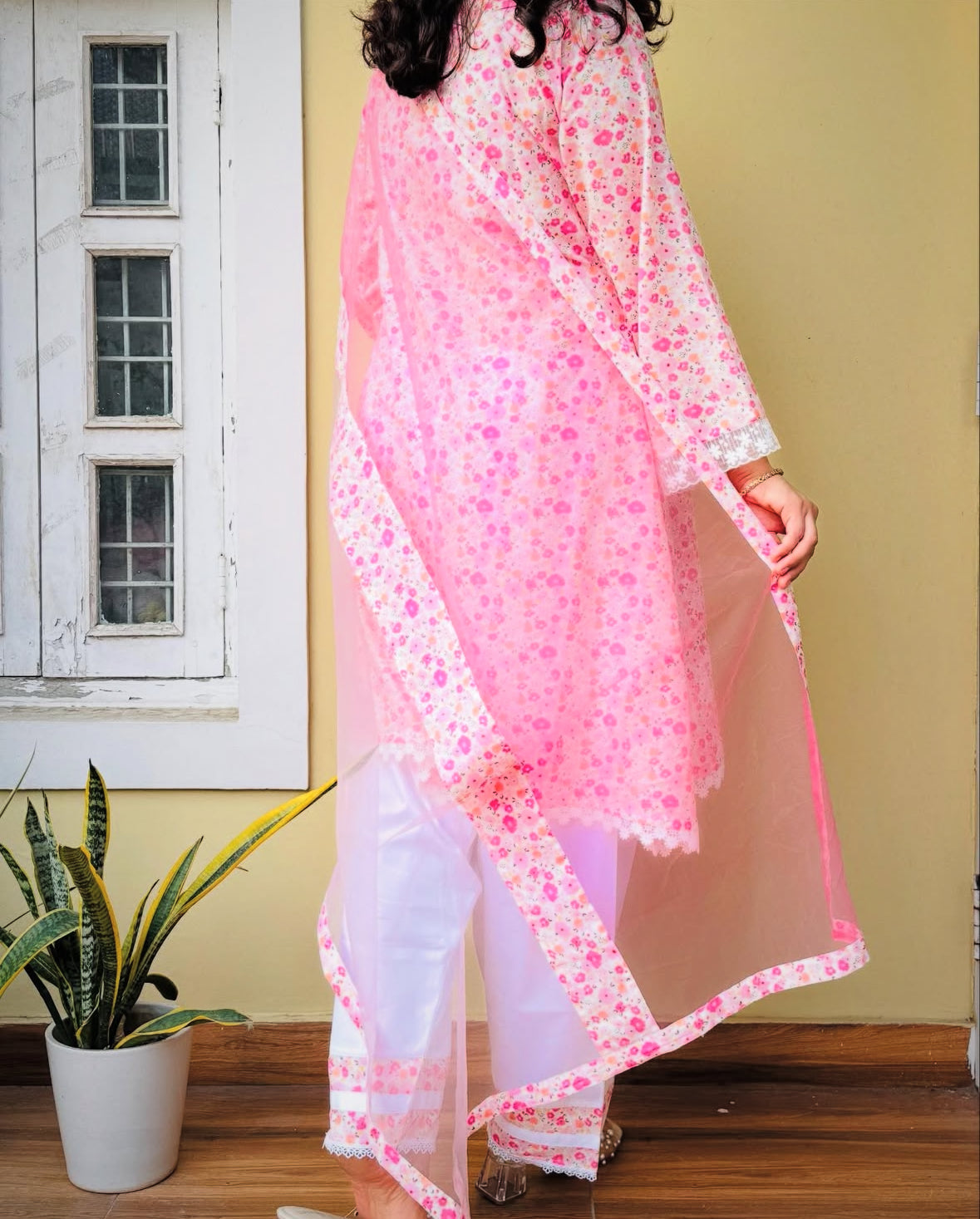 3 Pcs (Lawn)