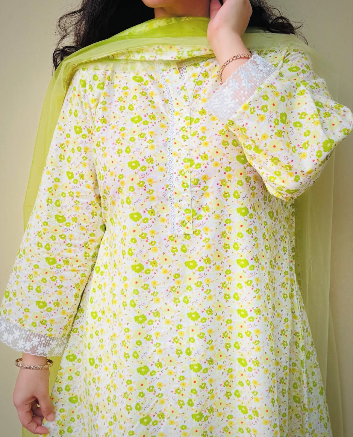 3 Pcs (Lawn)
